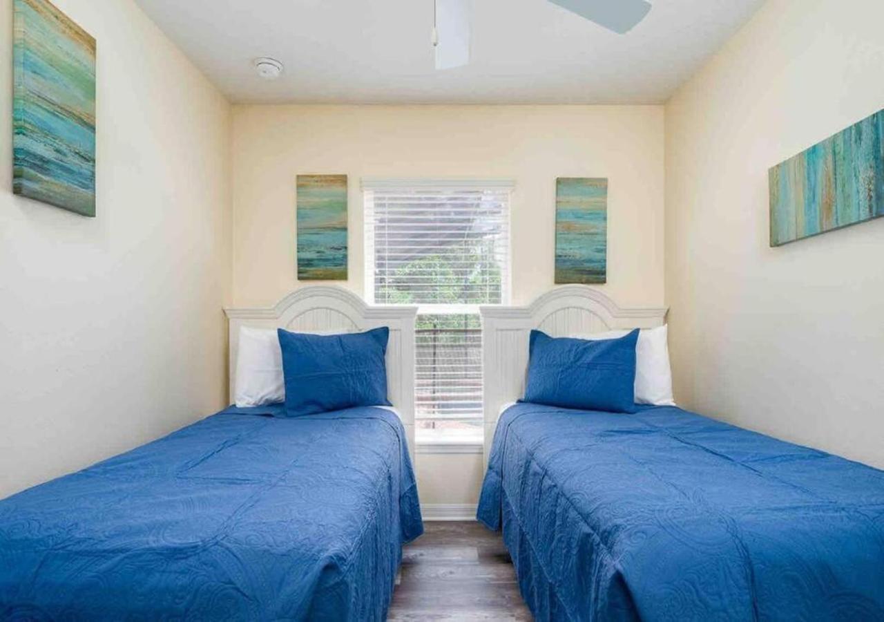 5 Bedroom, 7 Bed , 3 Bathroom Midterm Rental Home With Pool And Game Room, Near Disney ดาเวนพอร์ต ภายนอก รูปภาพ